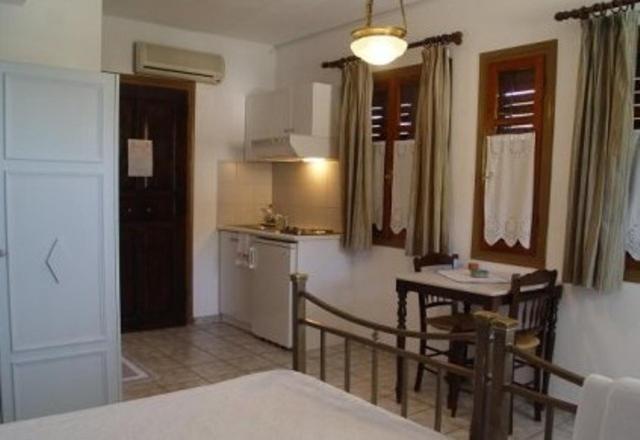 Pleoussa Studio And Apartments Skopelos Exterior foto