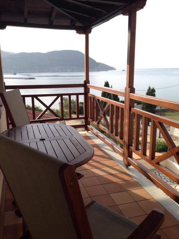 Pleoussa Studio And Apartments Skopelos Exterior foto
