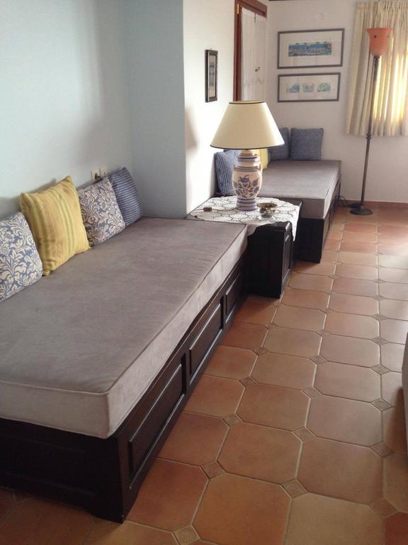 Pleoussa Studio And Apartments Skopelos Exterior foto