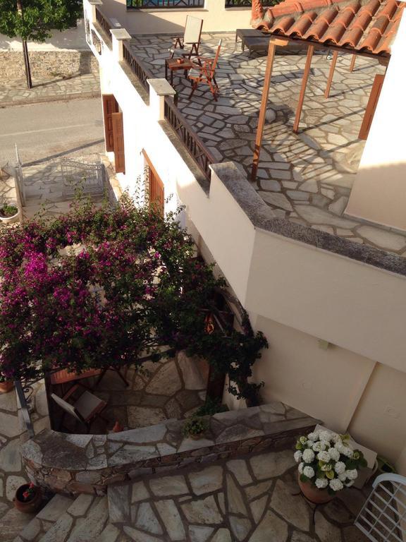 Pleoussa Studio And Apartments Skopelos Exterior foto